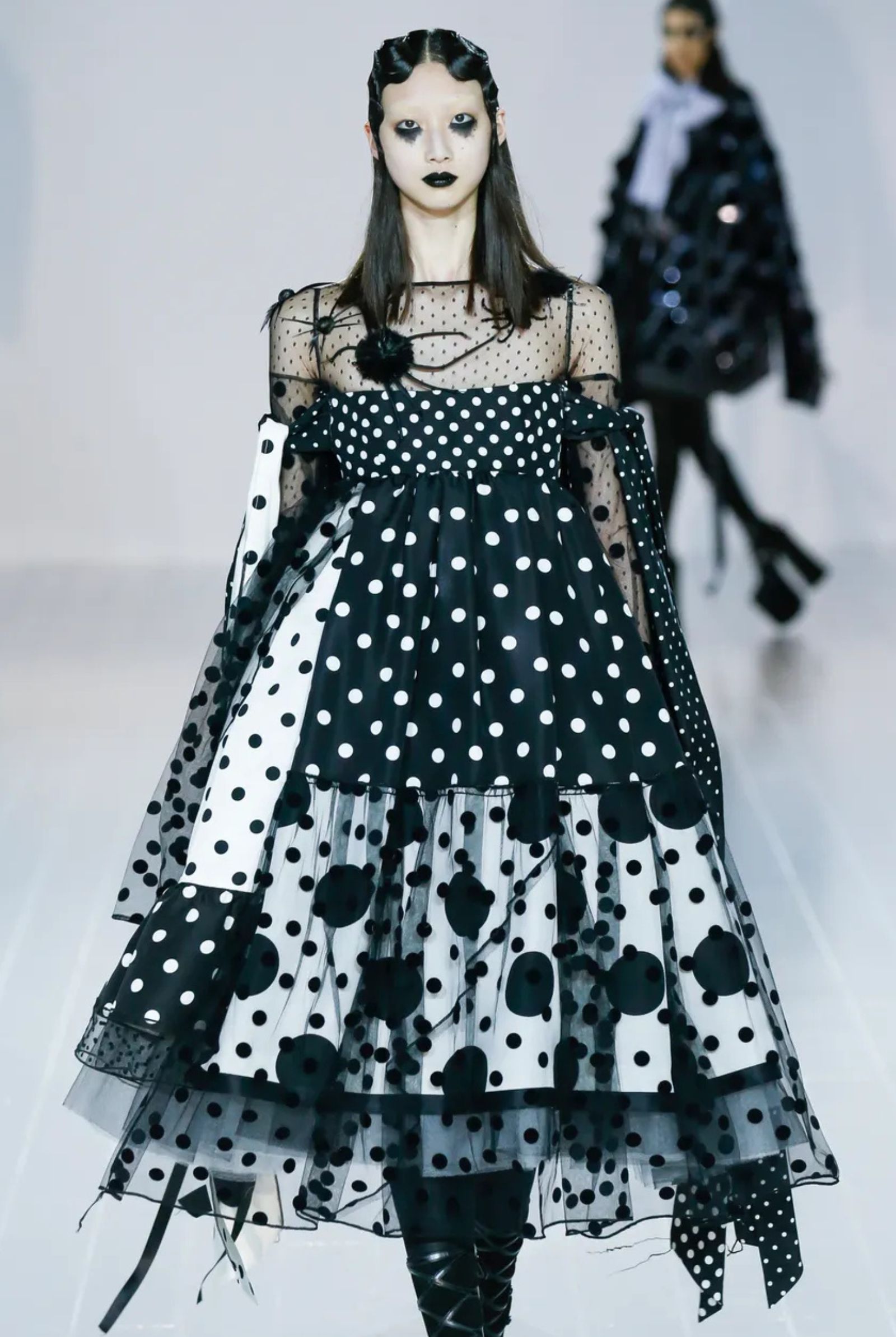 HALLOWEEN_MAKEUP LOOKS_06 - MEGA Marc Jacobs Fall 2016