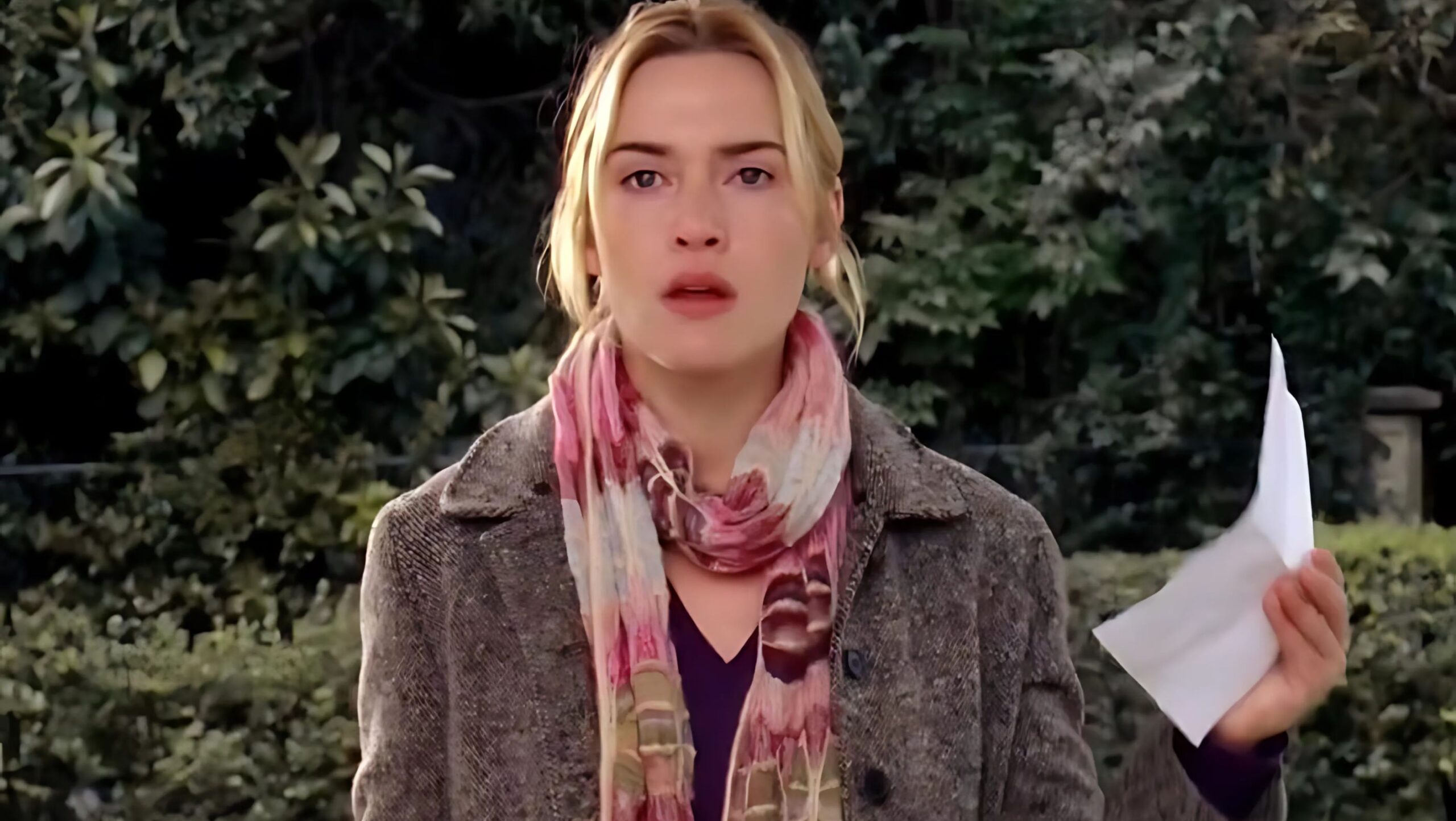 FRAZZLED WOMAN_03 - MEGA Kate Winslet in The Holiday Frazzled Woman-Core
