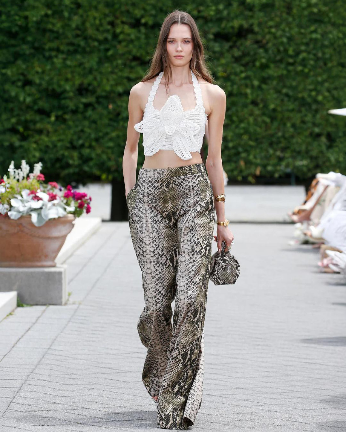 2-mega-animal prints-2025-inart2 - MEGA animal print fashion trend resort 2025 spring summer oscar de la renta