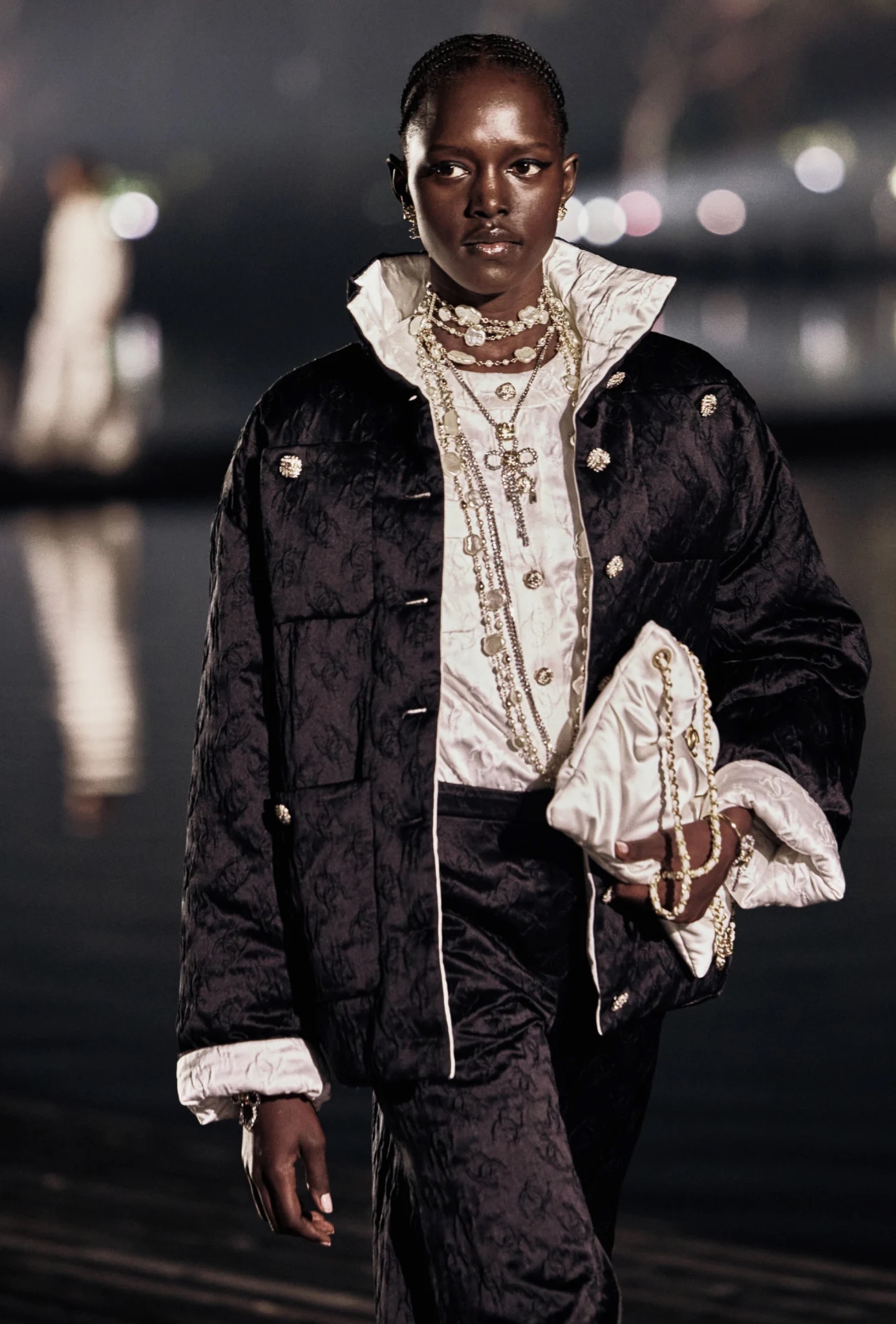 chanel-prefall-2025-24
