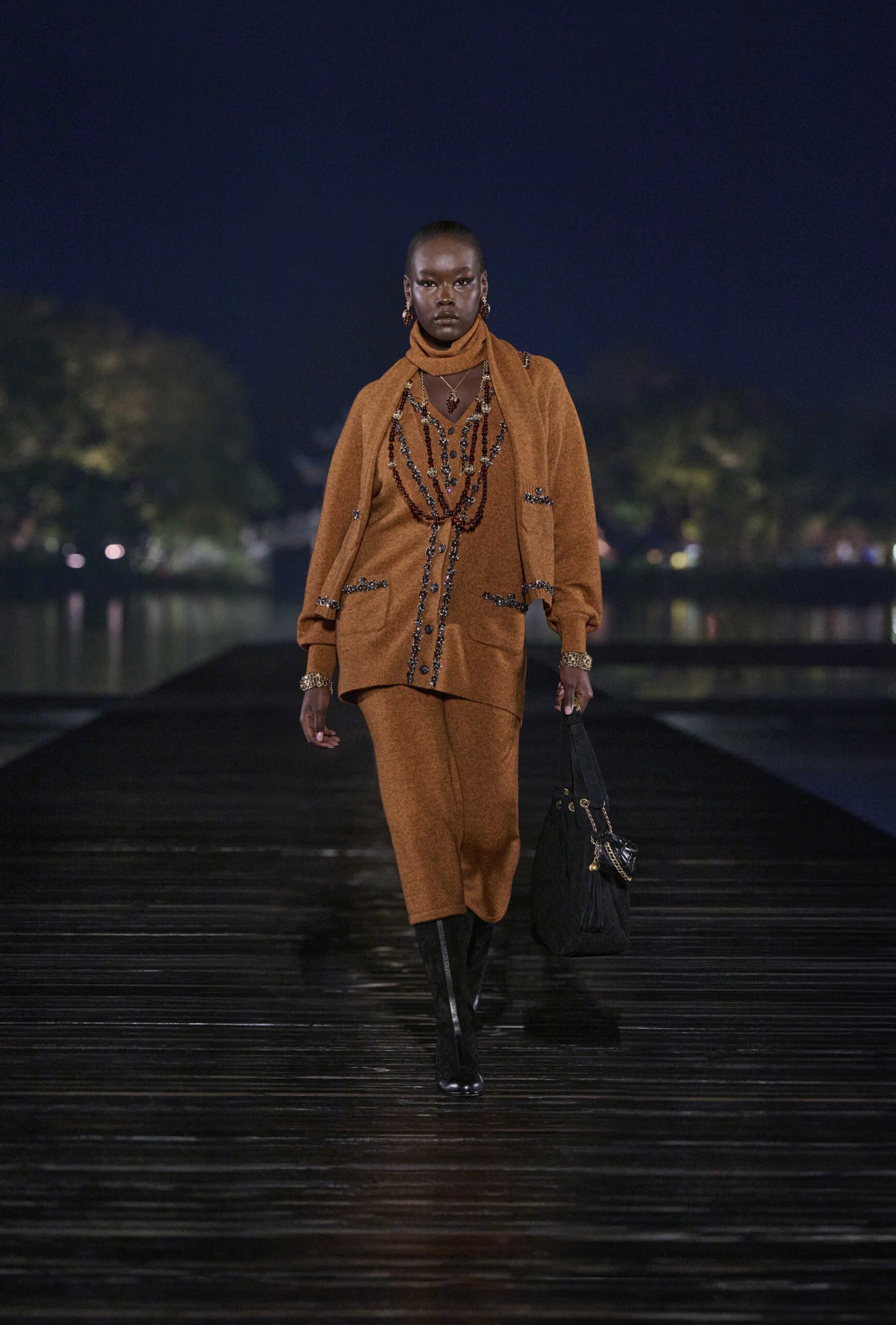 chanel-prefall-2025-5