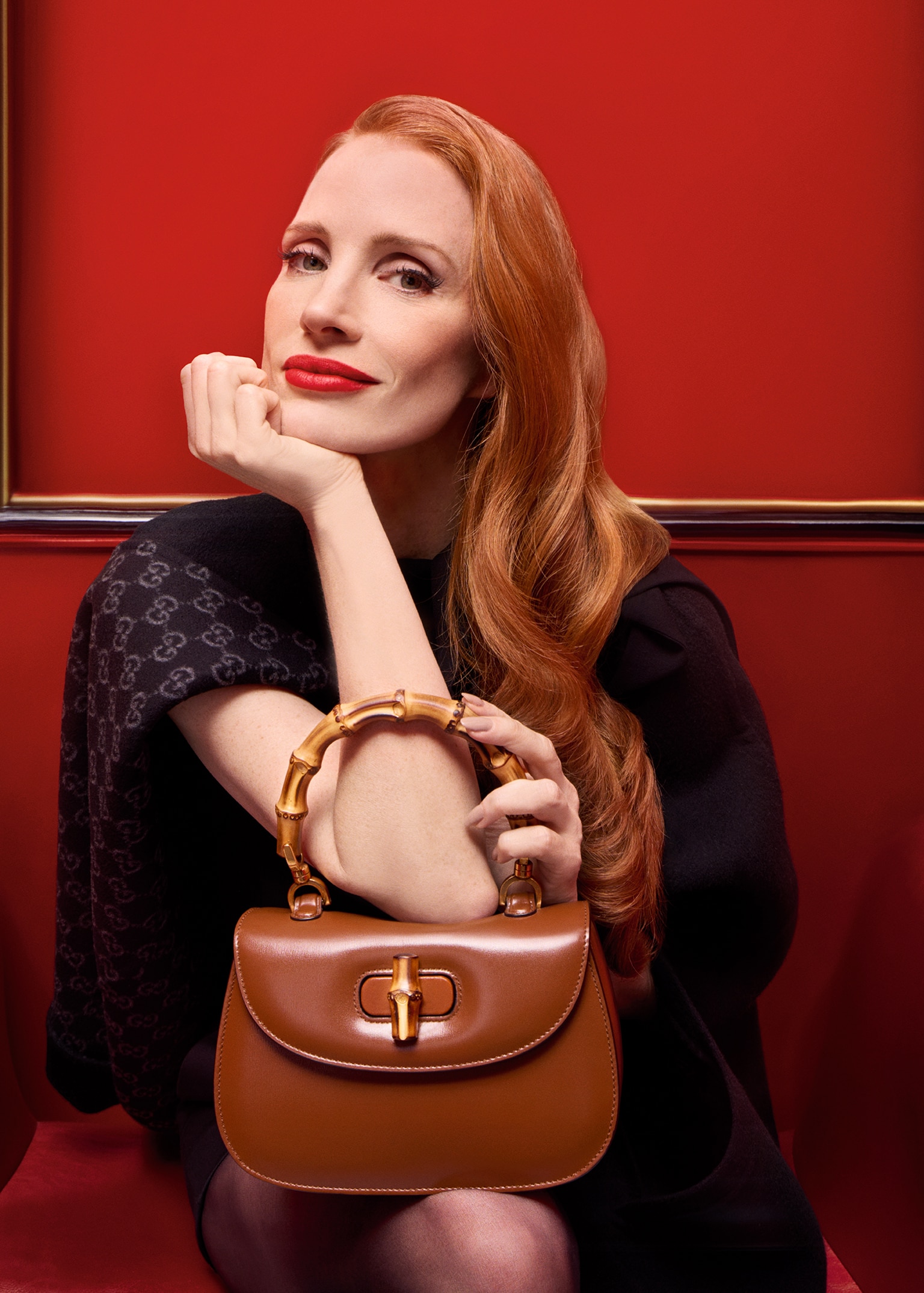 gucci-gift-holiday-campaign-2025-2 - MEGA Gucci Gift 2025: A Holiday Campaign in Four Global Acts sabato de sarno jessica chastain