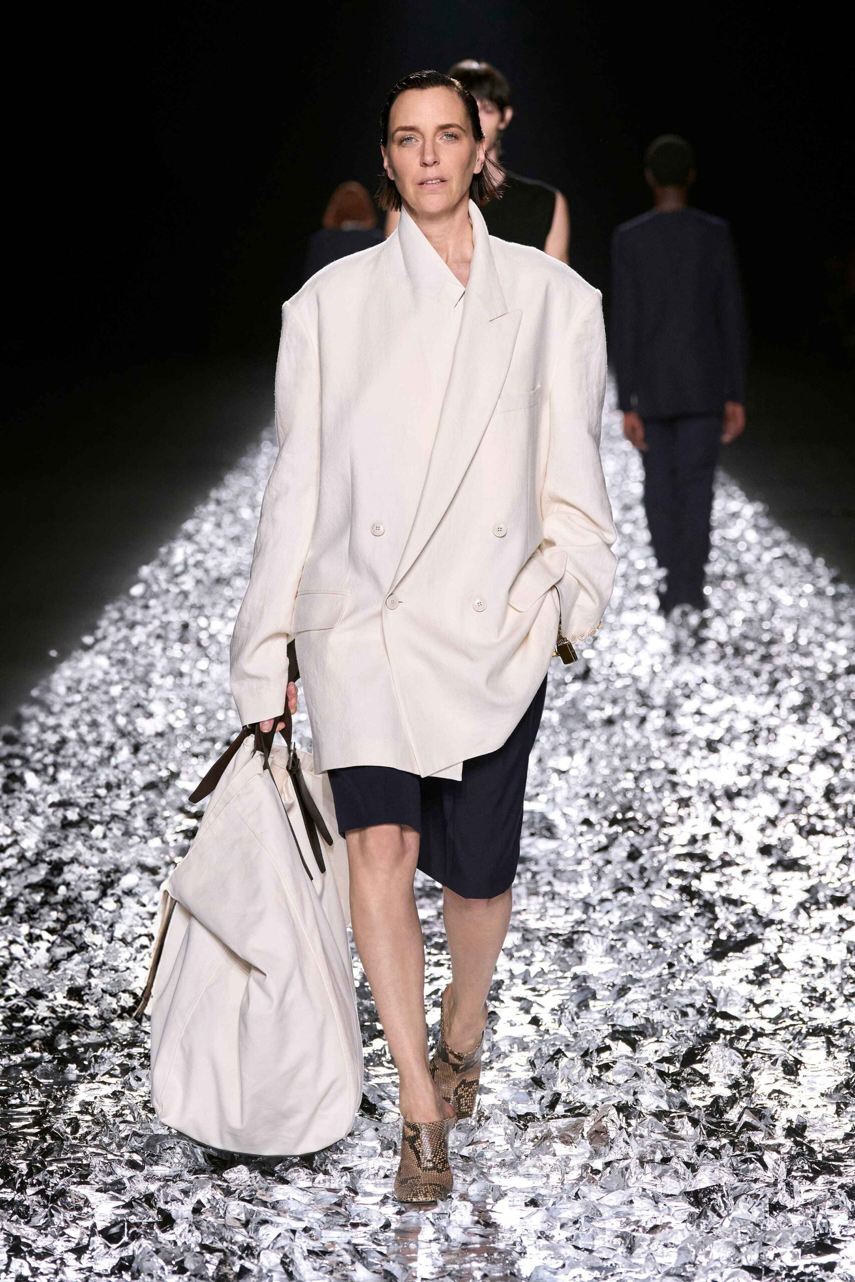 mega-trend-report-ss25-power-suit-2 - MEGA