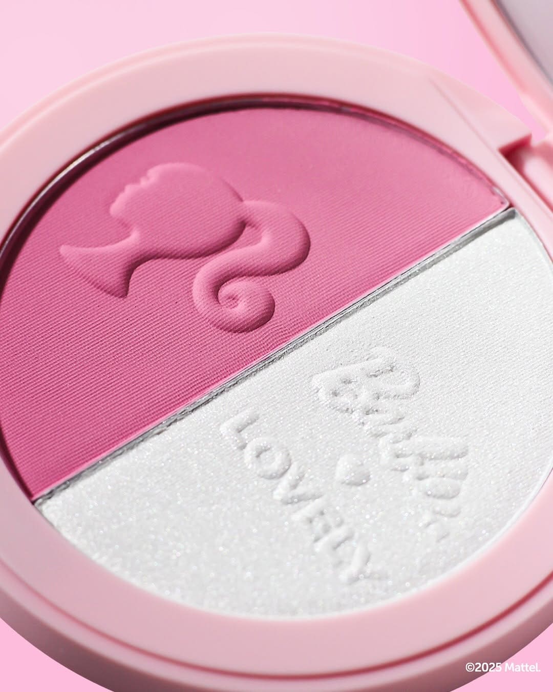 LOVELY GENISTON_07 - MEGA Barbie's signature pink into the world of Lovely Causemetics