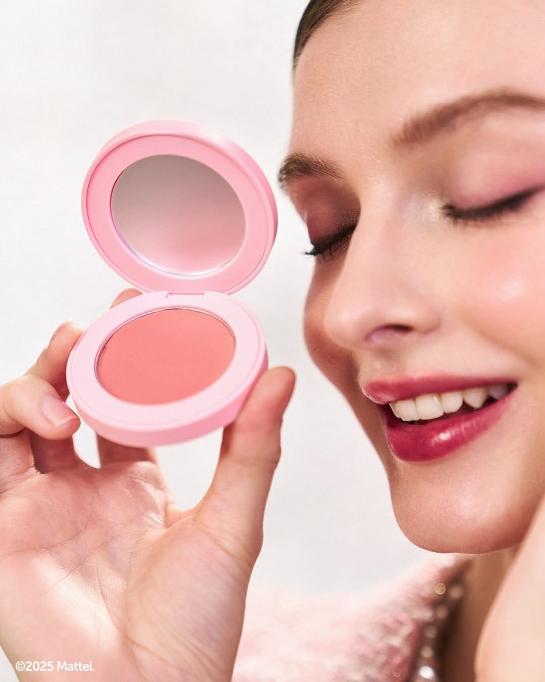 LOVELY GENISTON_12 - MEGA Soft Glow Cream Blush